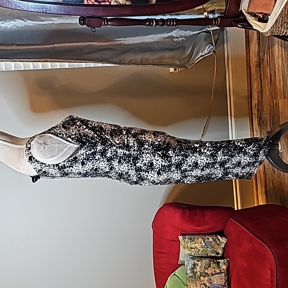Dress - Picture 6 of 12